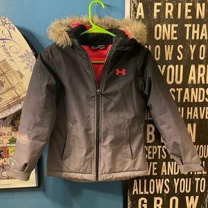 UNDER ARMOUR GIRLS LAILA WINTER JACKET S(loose)